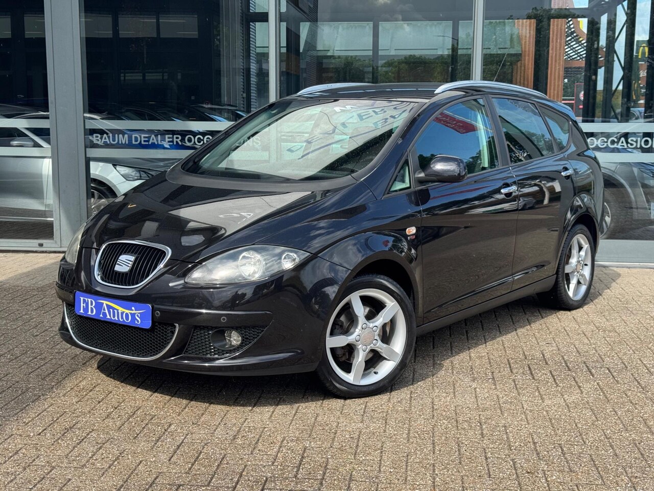 Seat Altea XL - 2.0 FSI Stylance Airco Cruise Pdc Automaat - AutoWereld.nl