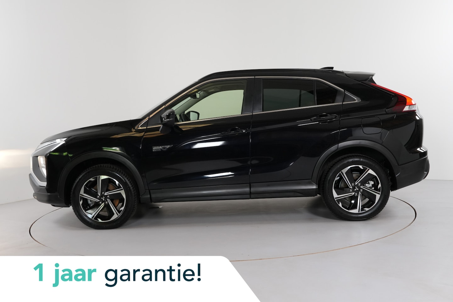 Mitsubishi Eclipse Cross - 2.4 PHEV Intense | Camera - AutoWereld.nl