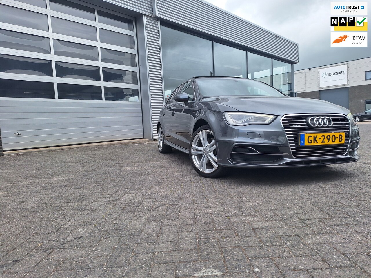 Audi A3 Sportback - 1.4 e-tron PHEV Ambition Pro Line plus/Schuifdak*Ecc*Cruise*Pdc*led*Navigatie*Enz* - AutoWereld.nl