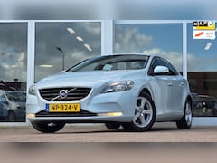 Volvo V40 - 1.6 D2 Momentum Navi Airco PDC Mooi