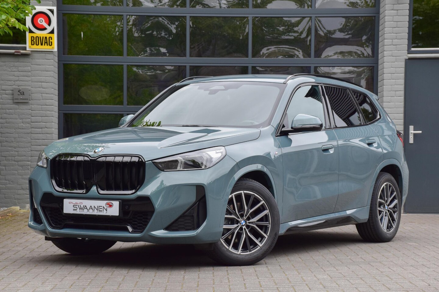BMW X1 - 18i M Sport | Fabrieksgarantie - AutoWereld.nl