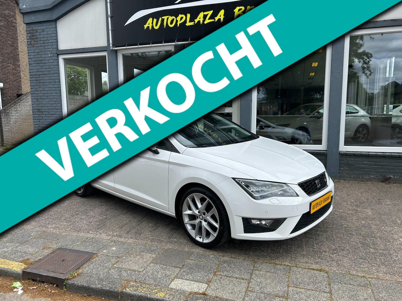 Seat Leon - 1.4 TSI FR / NAVI / CLIMAT / CRUISE / 18 INCH VELGEN - AutoWereld.nl