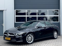 Mercedes-Benz A-klasse - 180 d Advantage | Widescreen |Full LED | Camera | PDC v+a | Sportstoelen | Stoelverwarming