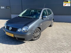 Volkswagen Polo - 1.4-16V Sportline | 5 deurs