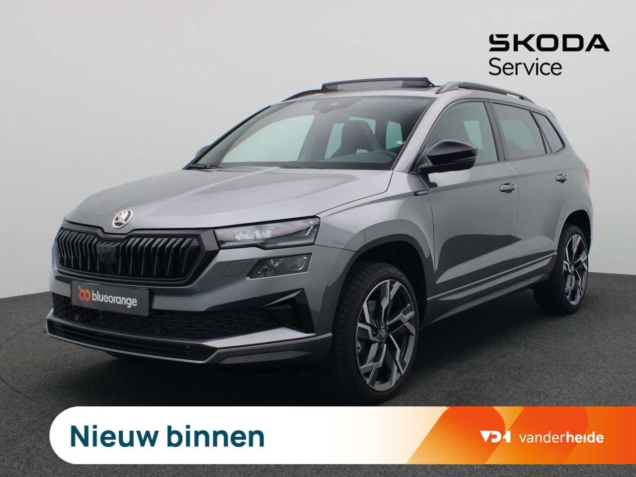 Skoda Karoq - 1.5 TSI ACT Sportline Business 150PK DSG Pano-Schuifdak, Adaptieve Cruise Controle, Keyles - AutoWereld.nl