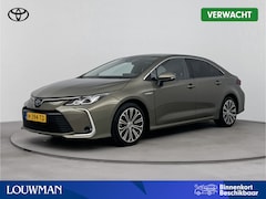 Toyota Corolla - 1.8 Hybrid Dynamic | Trekhaak | Stoelverwarming |