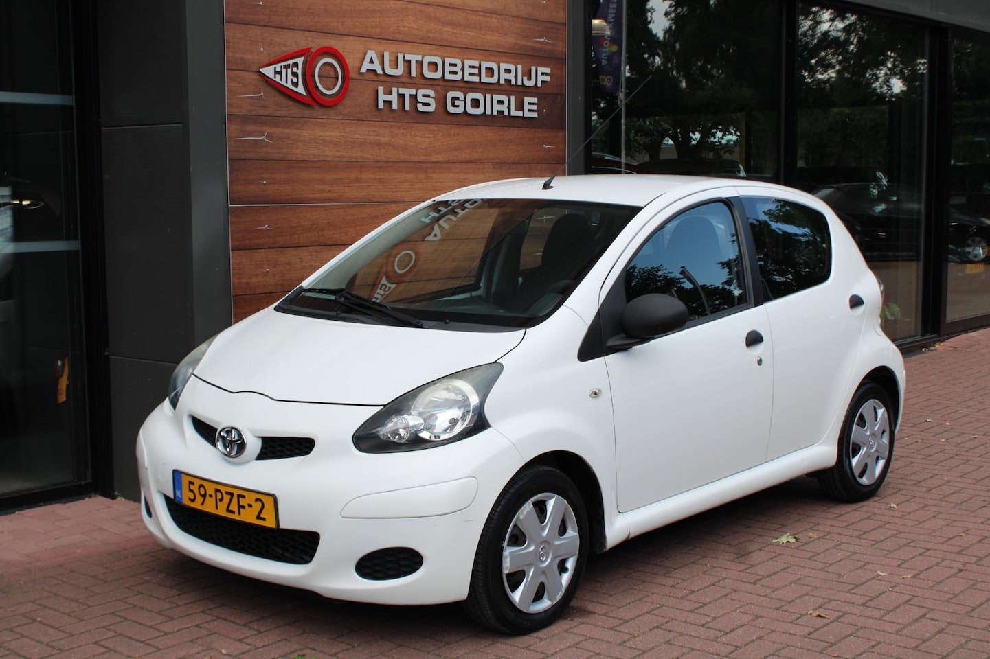 Toyota Aygo - 1.0-12V Cool 1.0-12V Cool - AutoWereld.nl