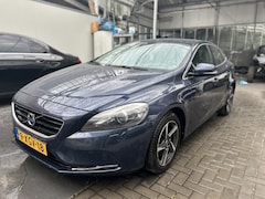 Volvo V40 - 2.0 D4 Summum Pano Leder Cam