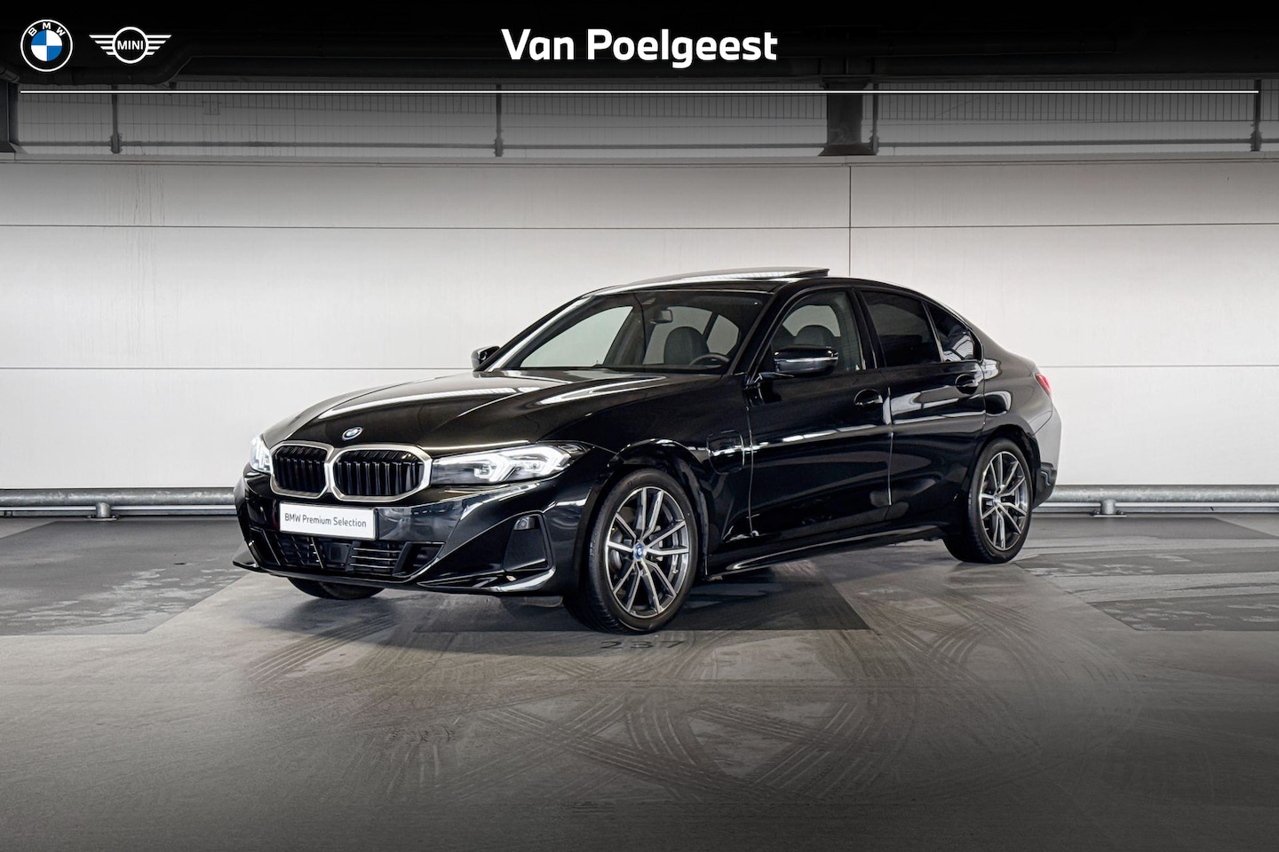 BMW 3-serie - Sedan 320e | Travel Pack | Shadow Line | Schuif-/kanteldak | Selections 2500 - AutoWereld.nl