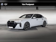 BMW i7 - eDrive50 | M Sport Pro | Iconic Glow | Glazen Panoramadak Sky Lounge | Selections 3500
