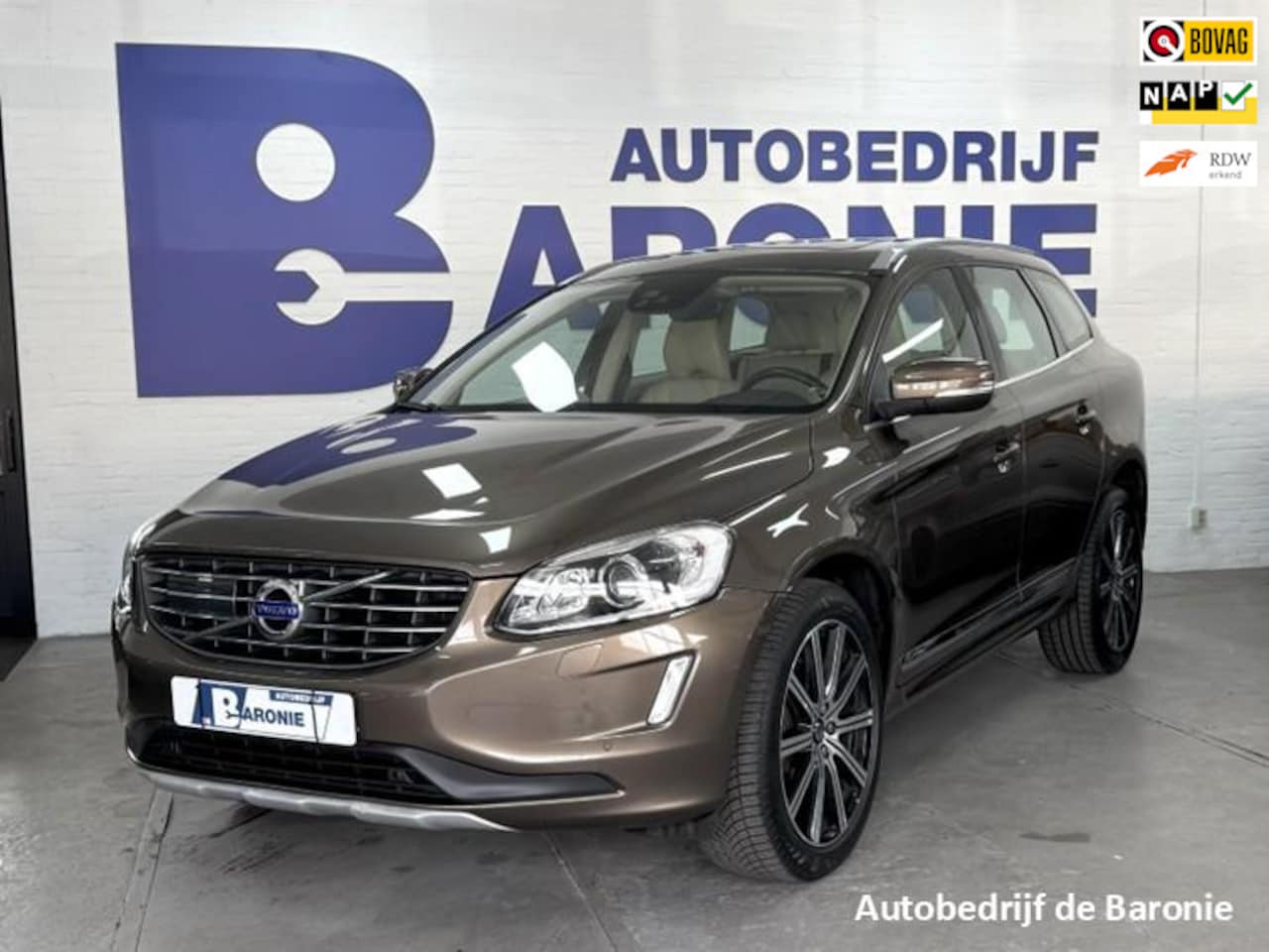 Volvo XC60 - 2.0 T5 FWD Summum 2.0 T5 FWD Summum, adaptive cruise - AutoWereld.nl