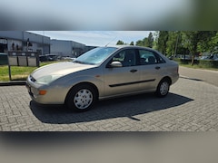 Ford Focus - 1.8-16V Ghia Airco