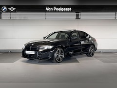 BMW 3-serie - Sedan 318i | M Sportpakket | Elektrisch bediend glazen schuif-/kanteldak | Selections 500