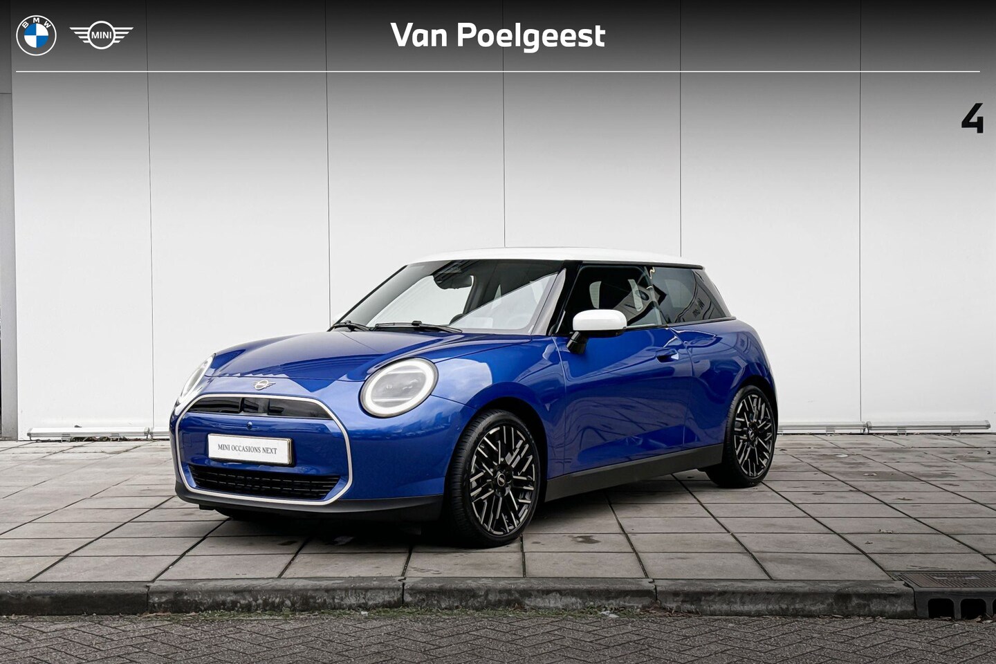 MINI Cooper - E Favoured M 40.7 kWh | Selections 500 - AutoWereld.nl