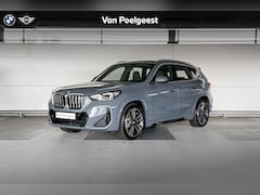 BMW iX1 - xDrive30 67 kWh | M Sportpakket | Adaptieve LED koplampen | Selections 500