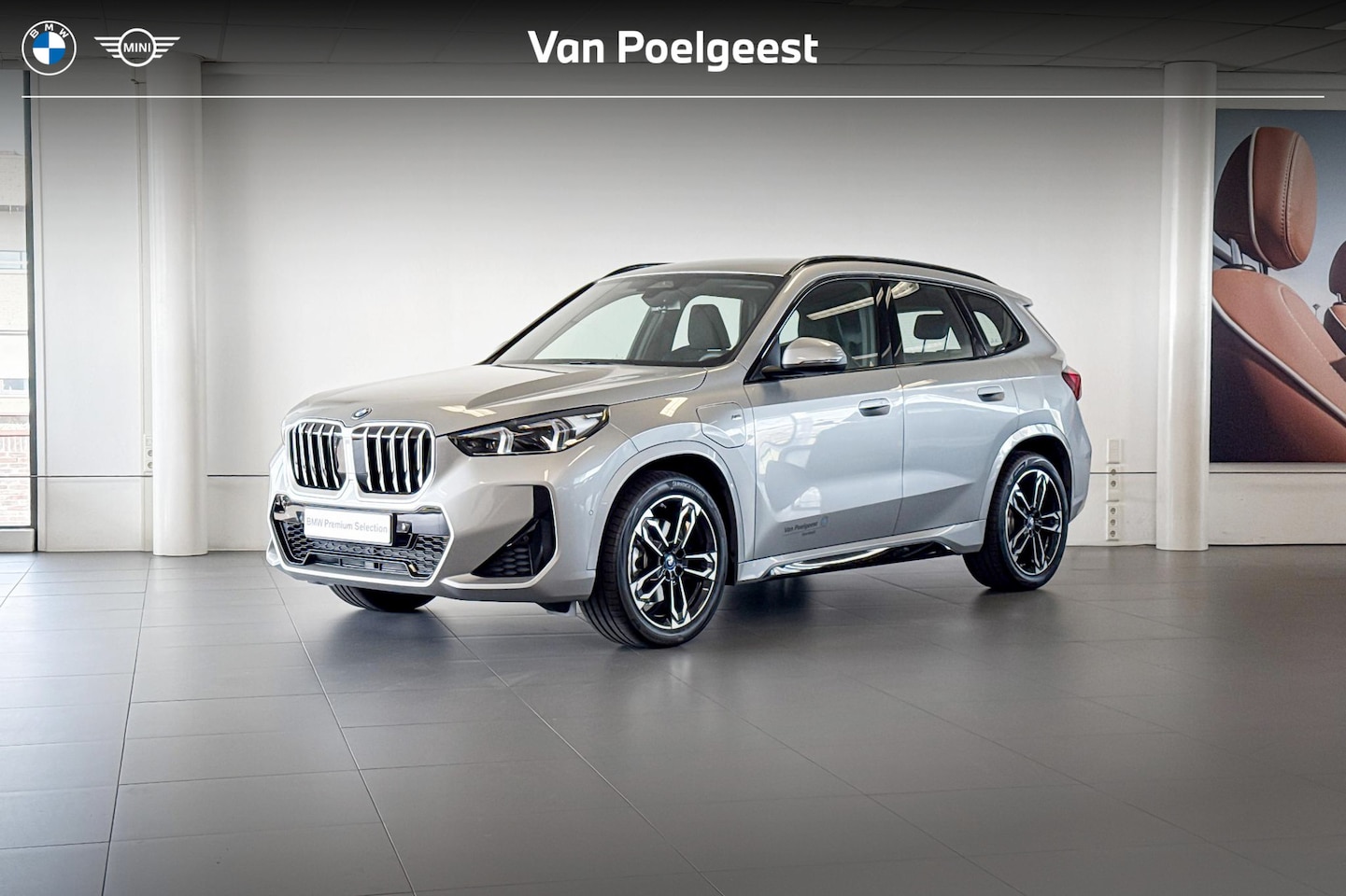 BMW X1 - xDrive25e | M Sport | Harman Kardon | Stoelverwarming | Trekhaak | Selections 500 - AutoWereld.nl