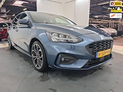 Ford Focus - 1.5 EcoBoost ST Line Business+Leder+winter+led+camera+technology+parking+disign+comfort+au