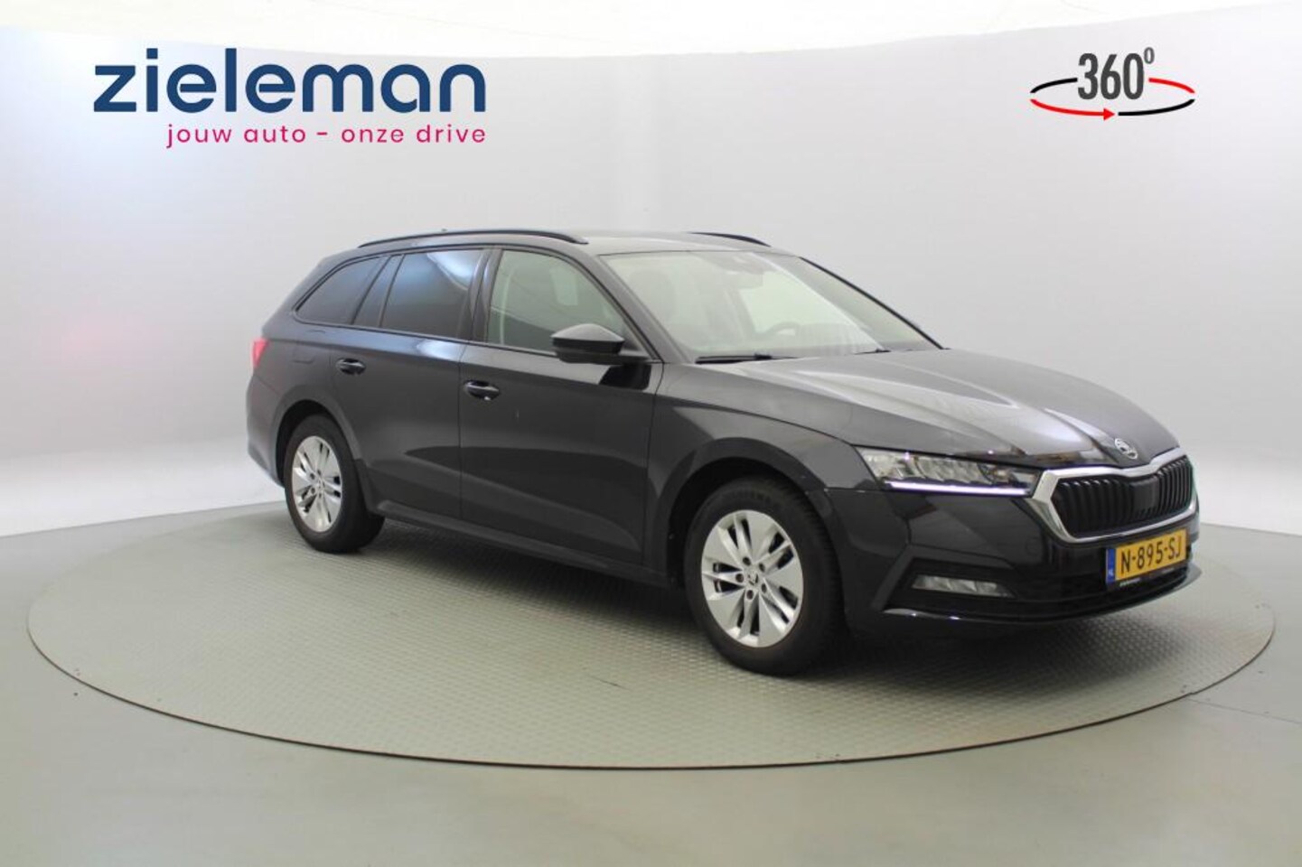 Skoda Octavia - 1.0 e-TSI Hybrid Business Edition Automaat - AutoWereld.nl