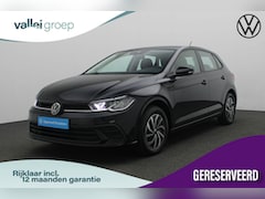 Volkswagen Polo - 1.0 TSI 95 pk Life | Parkeersensoren voor/achter | Apple Carplay / Android Auto | Adaptive
