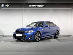 BMW 3-serie - Sedan 318i | M-Sport | Parking Assistant | Selections 1500