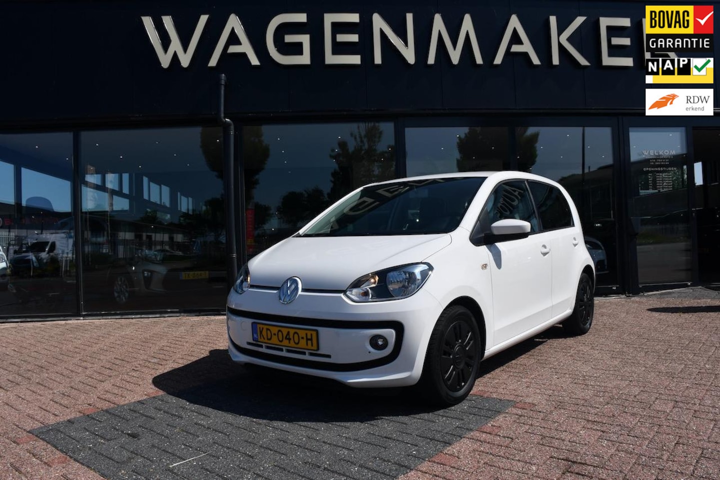 Volkswagen Up! - 1.0 high up! BlueMotion Airco|Cruise|NAVI|NAP - AutoWereld.nl