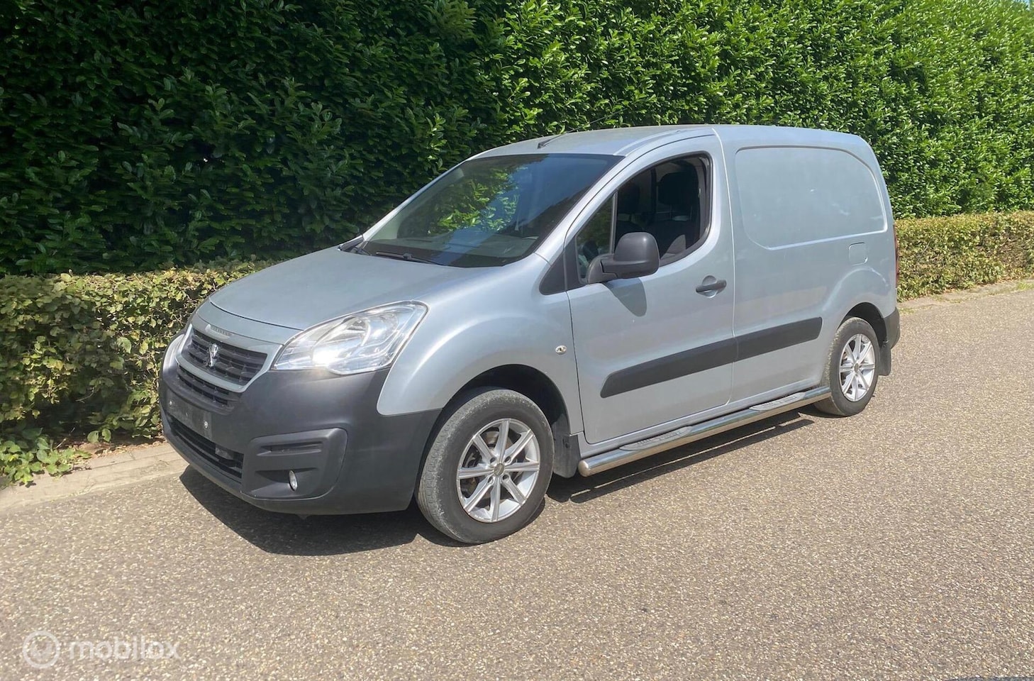 Peugeot Partner - 1.6 BlueHDi 3 ZITPLAATSEN AIRCO EURO 6 - AutoWereld.nl