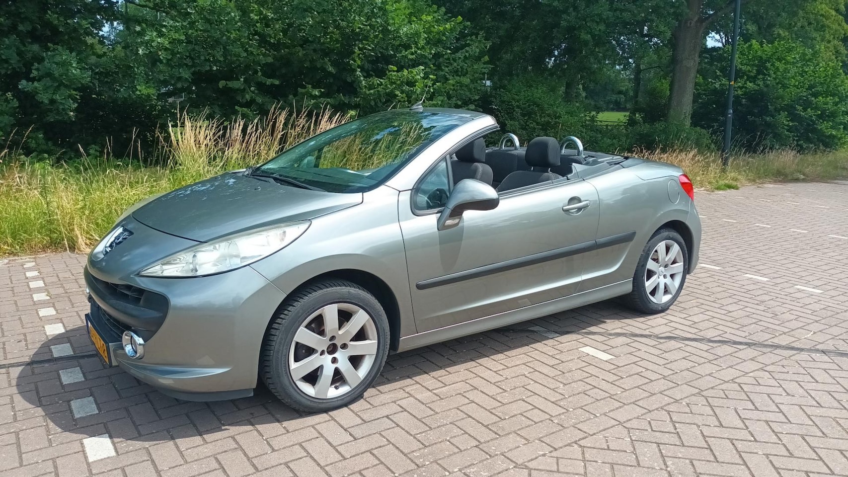 Peugeot 207 CC - 1.6 VTi Airco / Elek pakket / Apk - AutoWereld.nl