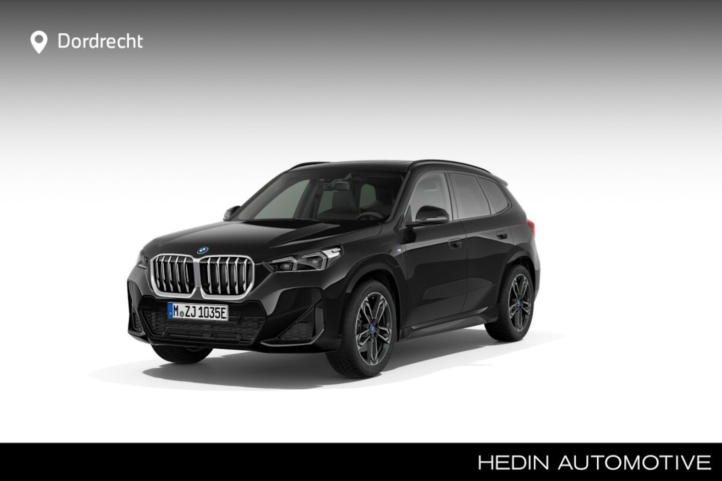 BMW X1 - xDrive25e | 19 Inch | M-Sportpakket | Premium Pack | Travel Pack | Trekhaak - AutoWereld.nl