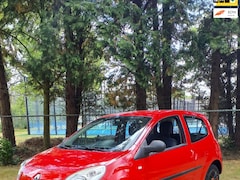 Renault Twingo - 1.2 Acces Nieuwe apk , 148.000 N.A.P