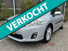 Toyota Auris - 1.8 Full Hybrid AIRCO | NAVI | TREKHAAK