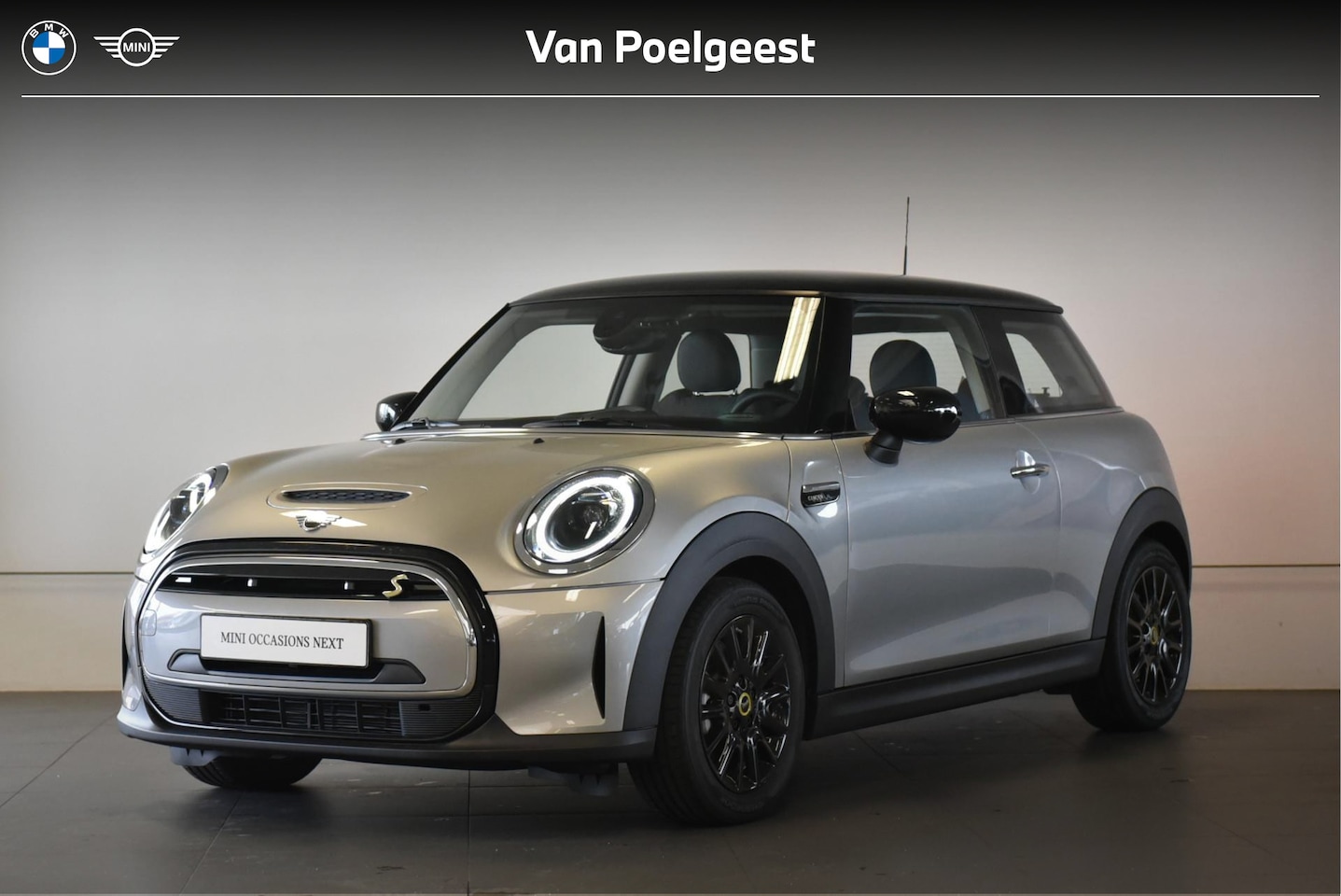 MINI Mini-Electric - Apple Carplay | Elektrisch verwarmde voorstoelen | Selections 1500 - AutoWereld.nl
