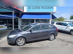 Kia Cee'd Sporty Wagon - 1.4 Fifteen Koude AC Export Handel