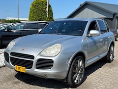 Porsche Cayenne - 4.5 V8 Turbo Youngtimer Luchtvering BTW