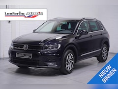 Volkswagen Tiguan - 2.0 TDI 150 PK DSG 4-Motion Comfortline Apple Carplay Clima Trekhaak PDC v+a Led koplampen