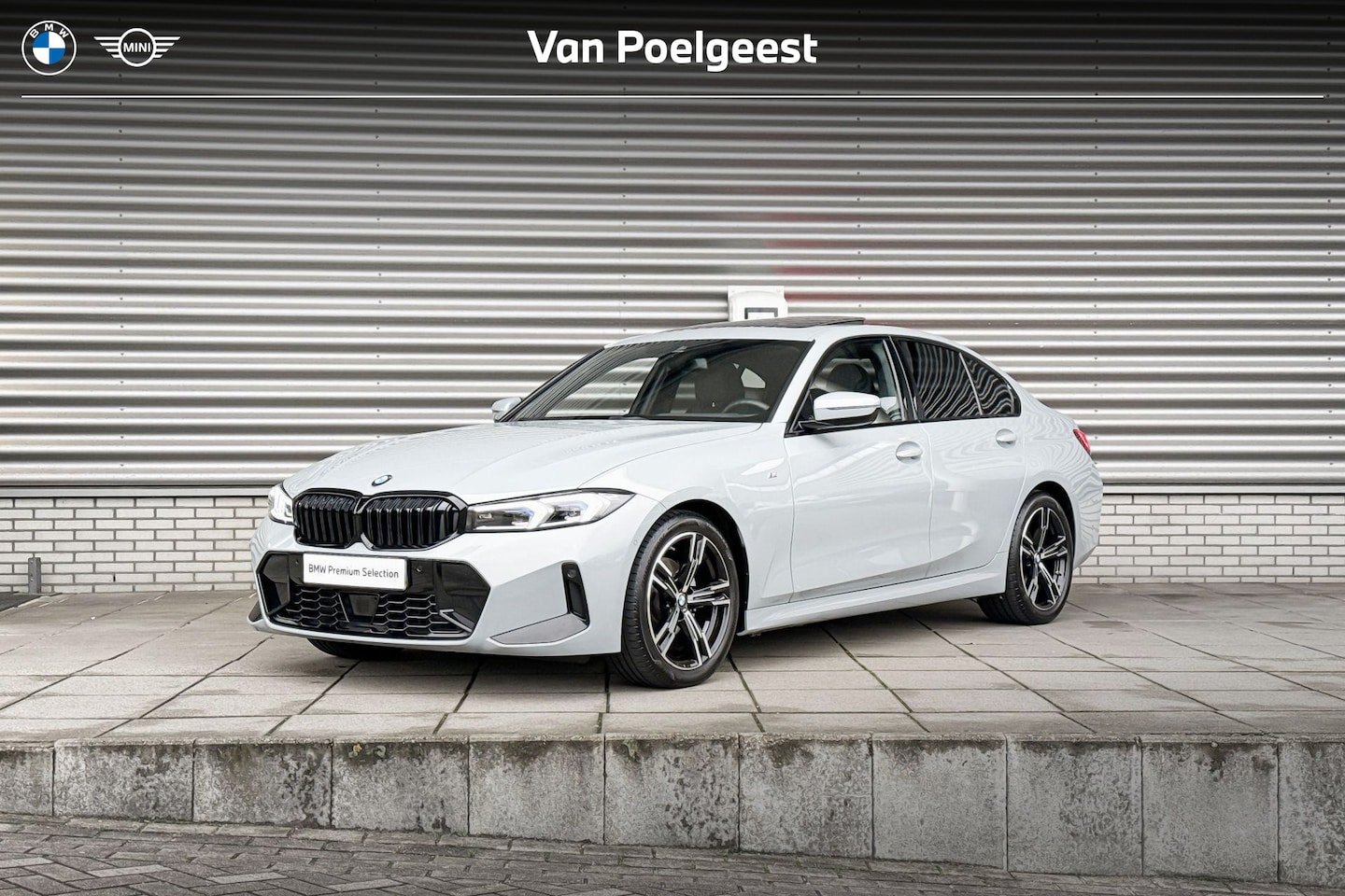 BMW 3-serie - Sedan 320i Driving Assistant / M Sport / Innovation Pack / Selections 2500 - AutoWereld.nl