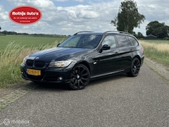 BMW 3-serie Touring - 318d Clima Cruise 19”