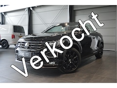 Volkswagen T-Roc Cabrio - 1.5 TSI 3X R-LINE Black Style navi clima cruise 18 inch 150 pk