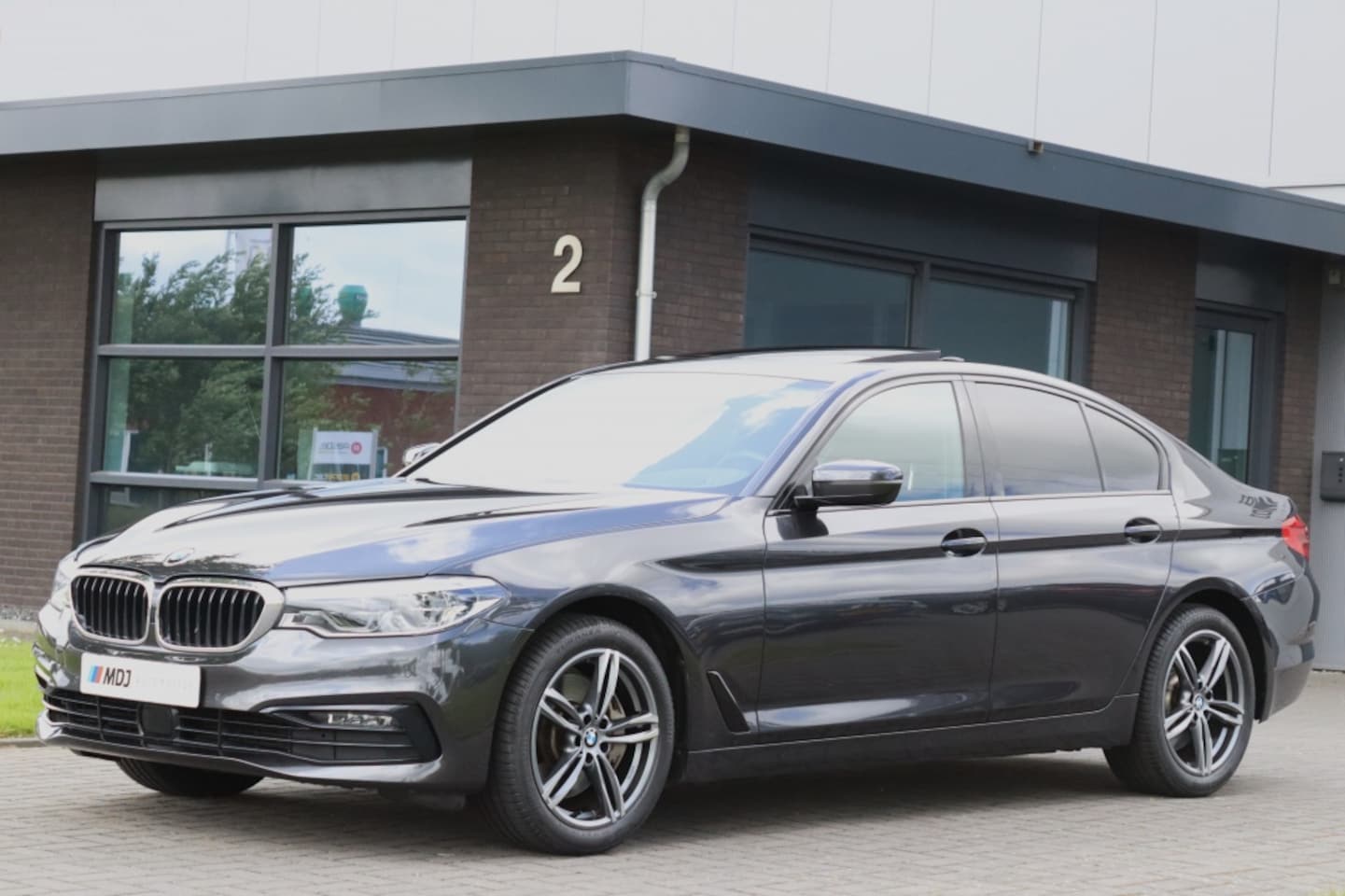 BMW 5-serie - 540i High Exe Sport Line Open Dak Adaptive LED Dealer OH - AutoWereld.nl
