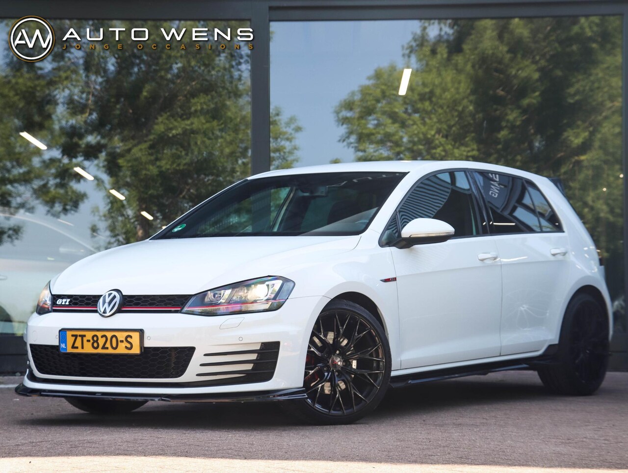 Volkswagen Golf - GTI 2.0 TSI DSG | 300PK | Volledig onderhouden! - AutoWereld.nl
