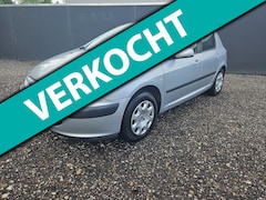 Peugeot 307 - 1.6-16V XT 5DRS. AIRCO/CRUISE/NIEUWE APK