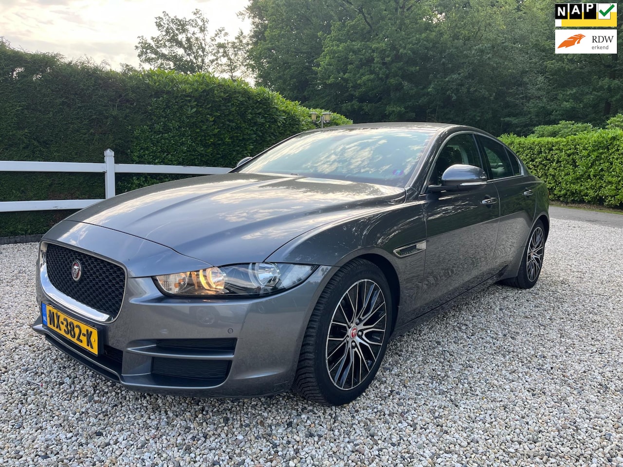 Jaguar XE - 2.0 D Pure 2.0 D Pure - AutoWereld.nl