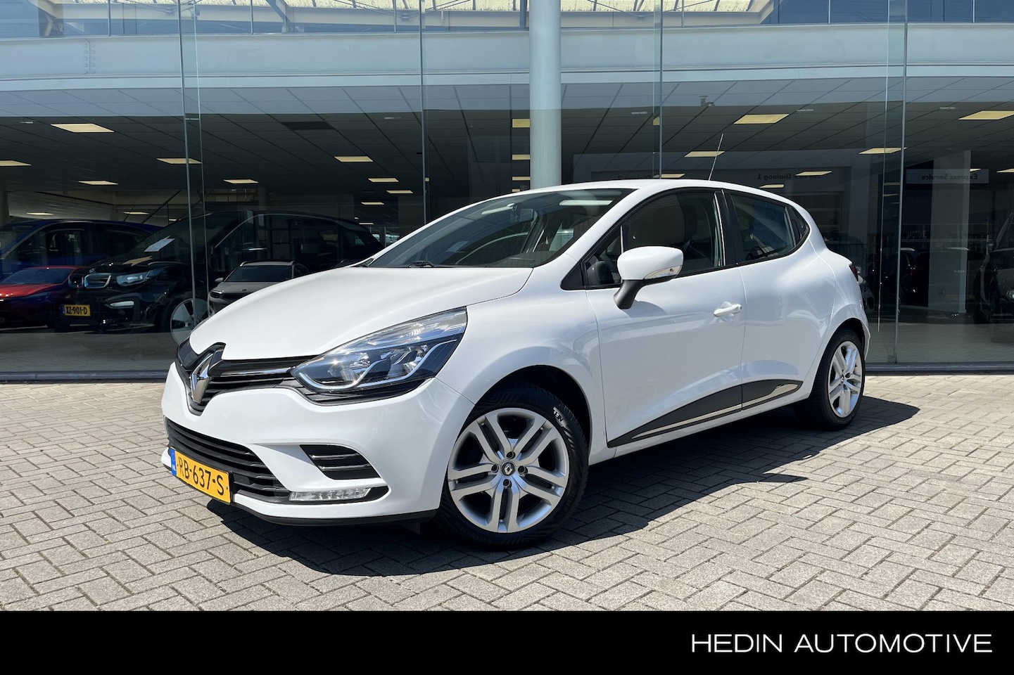 Renault Clio - 0.9 TCe Zen Nav | Airco | Cruise Control | Parkeersensoren - AutoWereld.nl