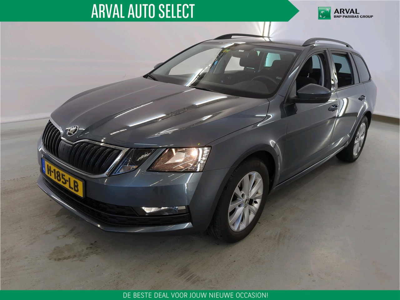 Skoda Octavia Combi - 1.5 TSI 150pk Automaat Greentech Business Edition | Trekhaak | Navigatie | Apple CarPlay | - AutoWereld.nl
