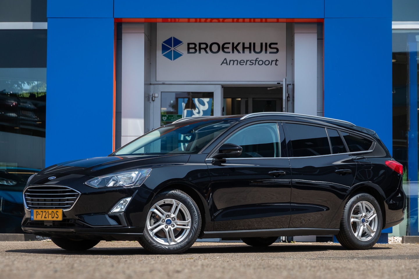 Ford Focus Wagon - 1.0 EcoBoost Trend Edition Business | Stoel/stuur/voorruit verwarming | Achteruitrijcamera - AutoWereld.nl