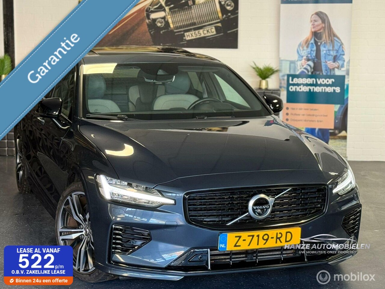 Volvo S60 - 2.0 Recharge T8 AWD R-Design PANO HUD - AutoWereld.nl