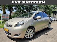 Toyota Yaris - 1.3 VVTi Executive Airco/Clima Automaat 5-Deurs