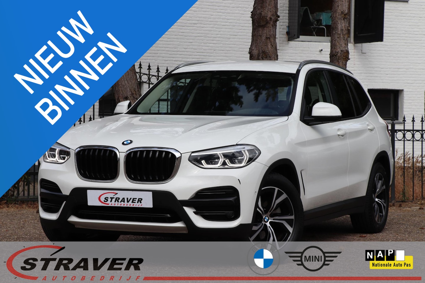 BMW X3 - sDrive18d |Elektrische wegklapbare trekhaak - AutoWereld.nl