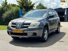 Mitsubishi Outlander - 2.0 Invite plus | Airco |