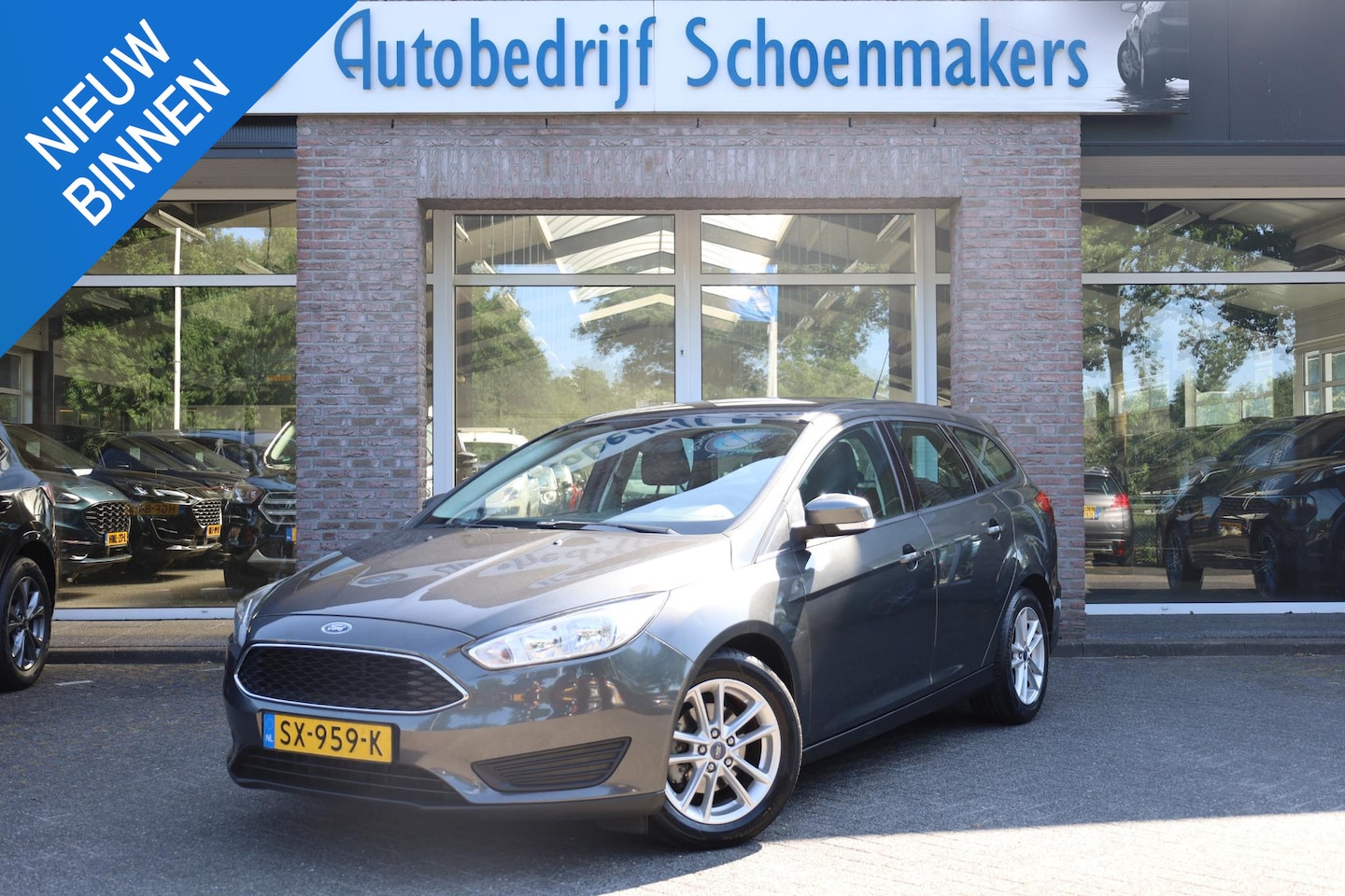 Ford Focus Wagon - 1.0 1.0 , TREKHAAK TREKHAAK STOEL/STUUR/RUITVERWARMING ELEC.SPIEGELS CRUISE AIRCO LMV - AutoWereld.nl