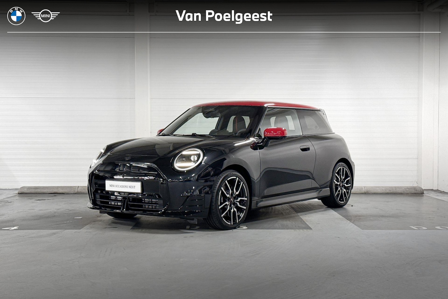 MINI Cooper - E | John Cooper Works Trim | Pakket XL | "18 John Cooper Works Spoke two-tone | Selections - AutoWereld.nl
